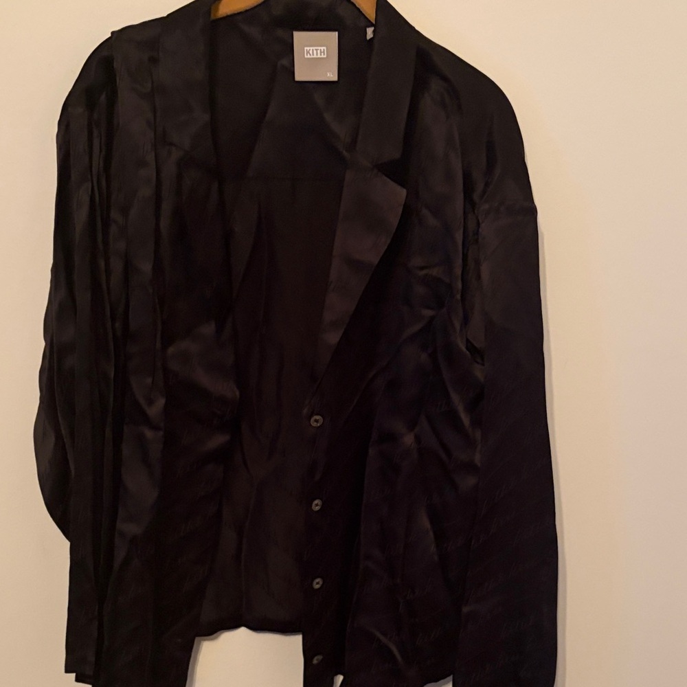 Kith Women's Elegant Black Blazer